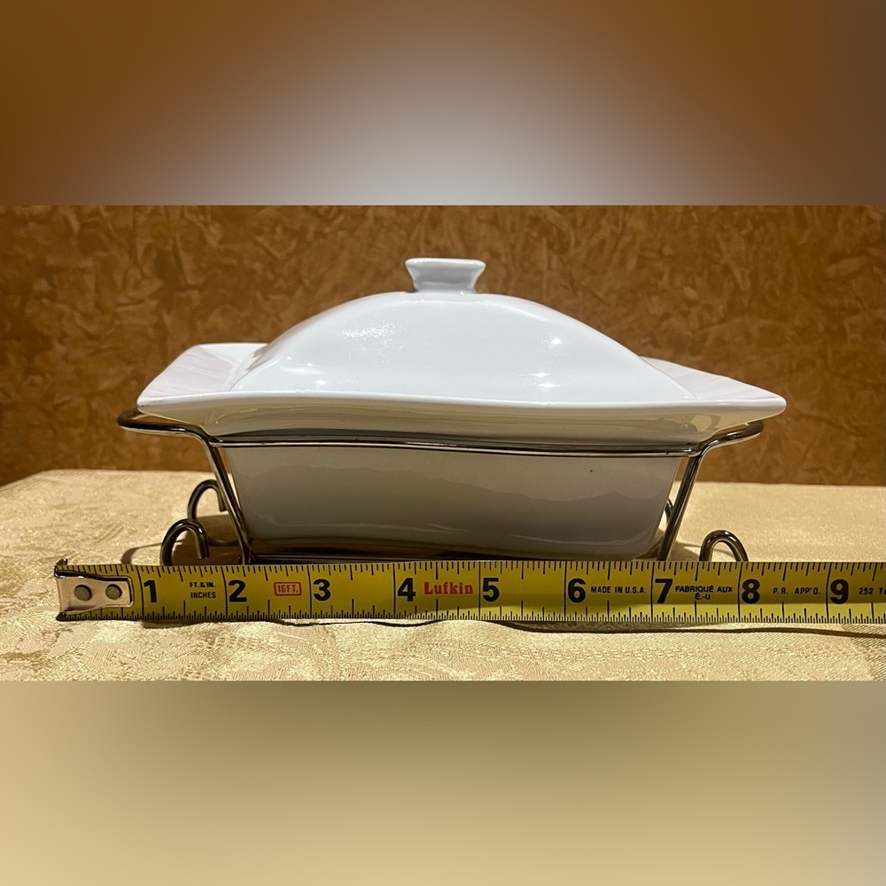 Elegant Ceramic Covered Dish with Stand - Picture 6 of 8